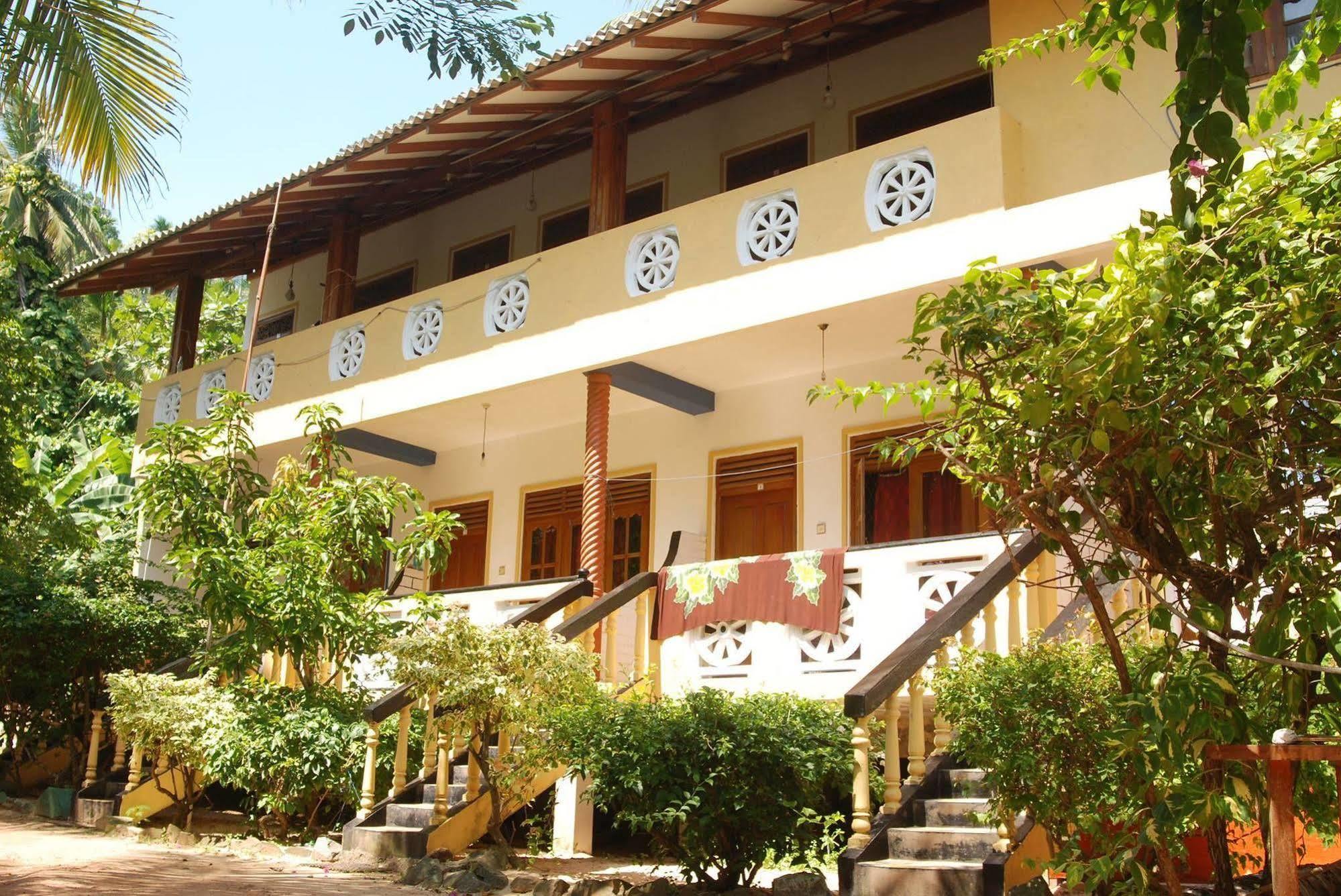 Dinu'S Resort Talaramba Zewnętrze zdjęcie